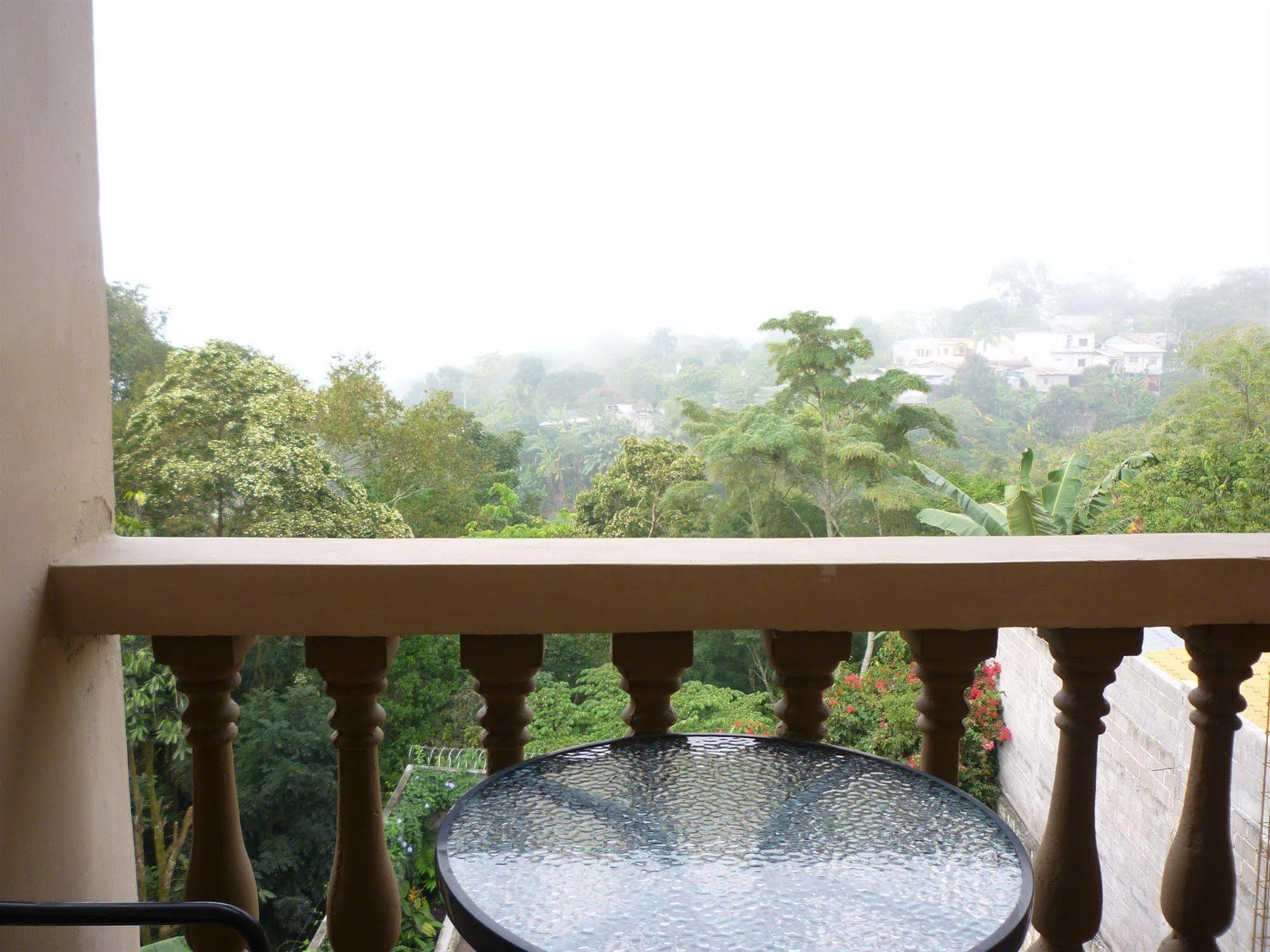 Hotel La Escalinata Copán Exteriör bild