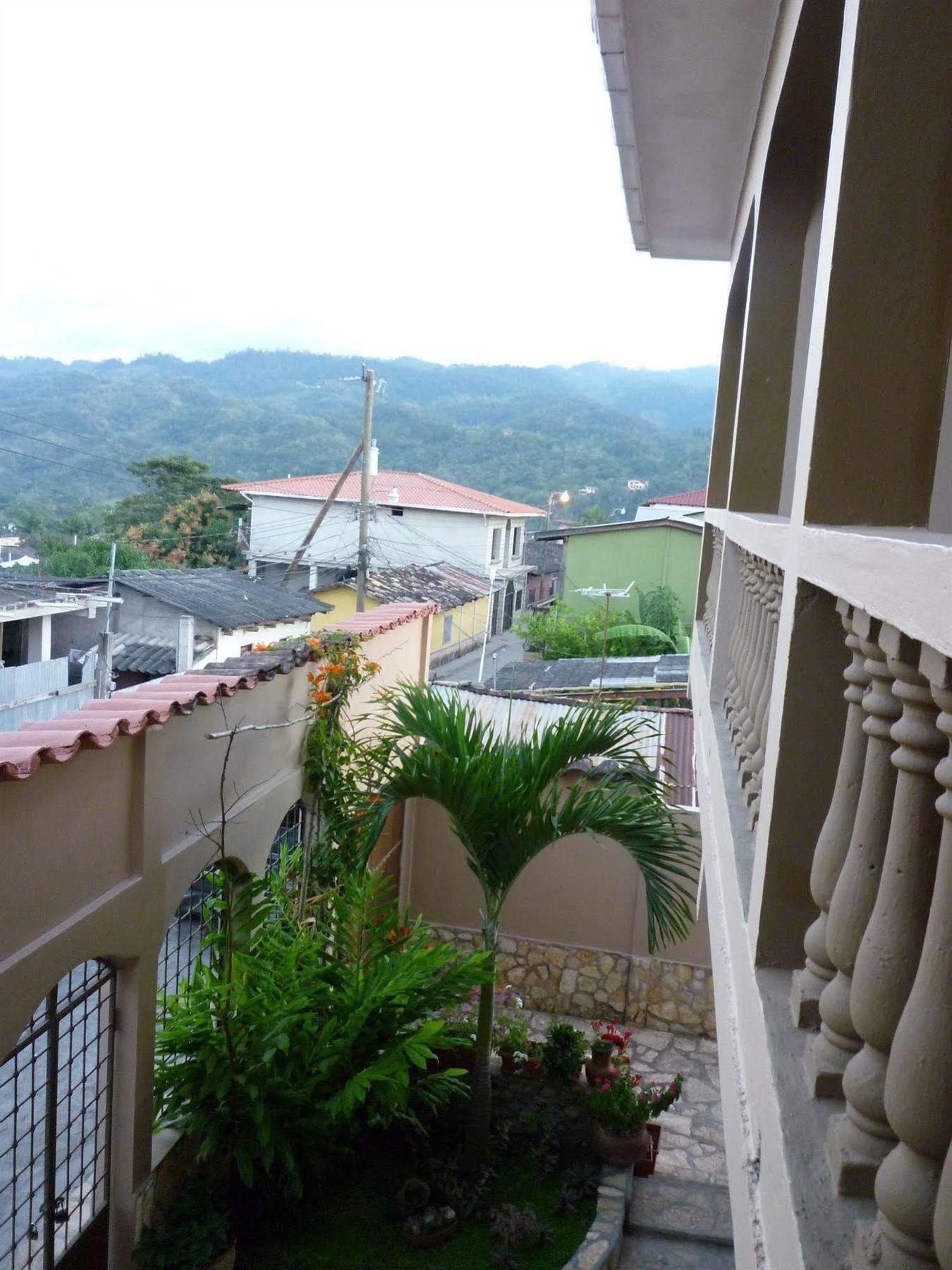 Hotel La Escalinata Copán Exteriör bild